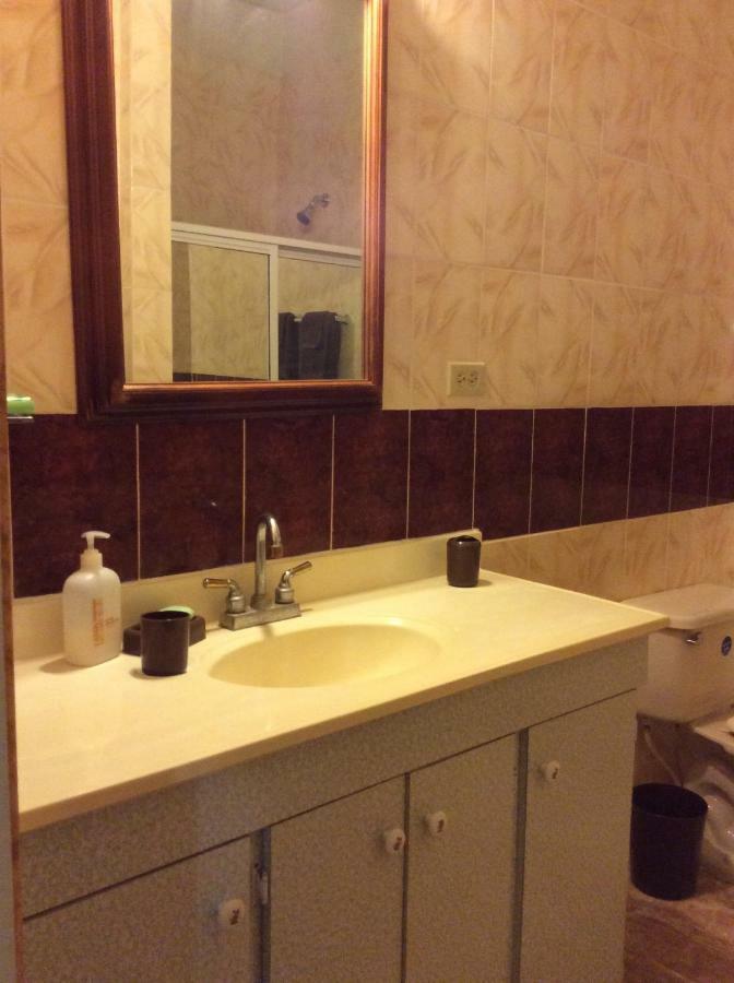 Jamaica Dream Gateway Hotel Richmond Ngoại thất bức ảnh